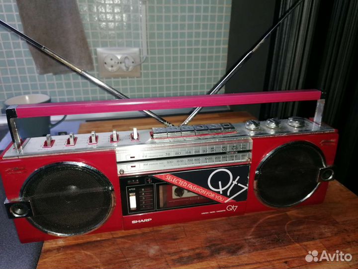 Кассетный магнитофон sharp