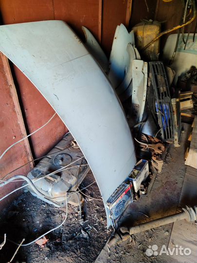 Капот на Газель старого образца