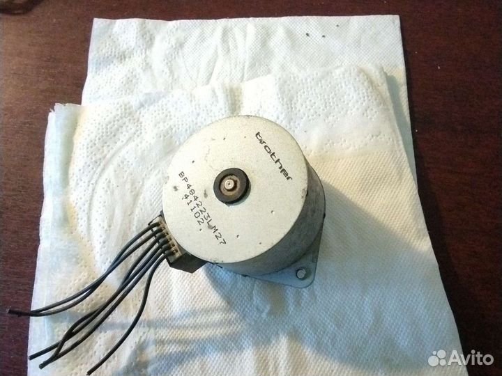 Шаговый двигатель brother