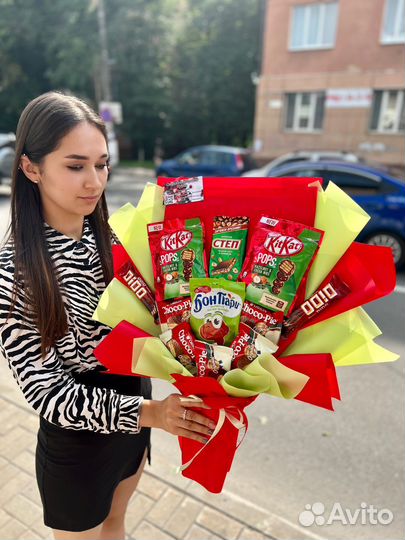 Сладкий букет из конфет