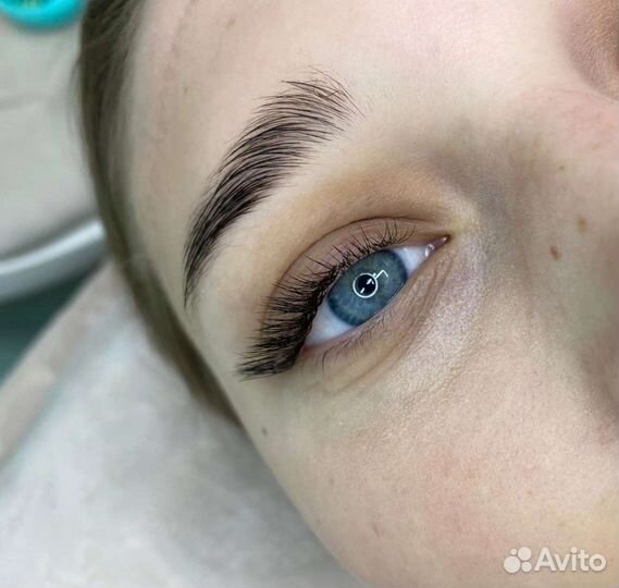 Наращивание ресниц на дому