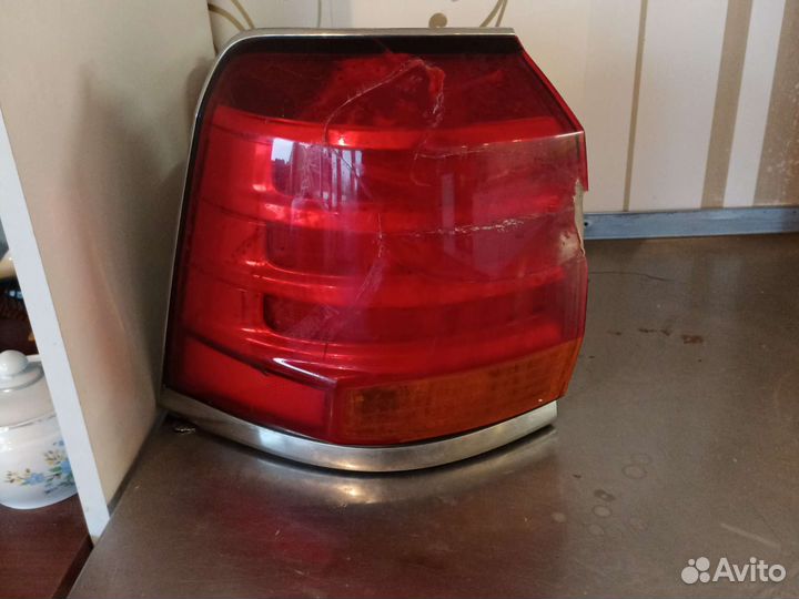 Задний фонарь Lexus 570 LX