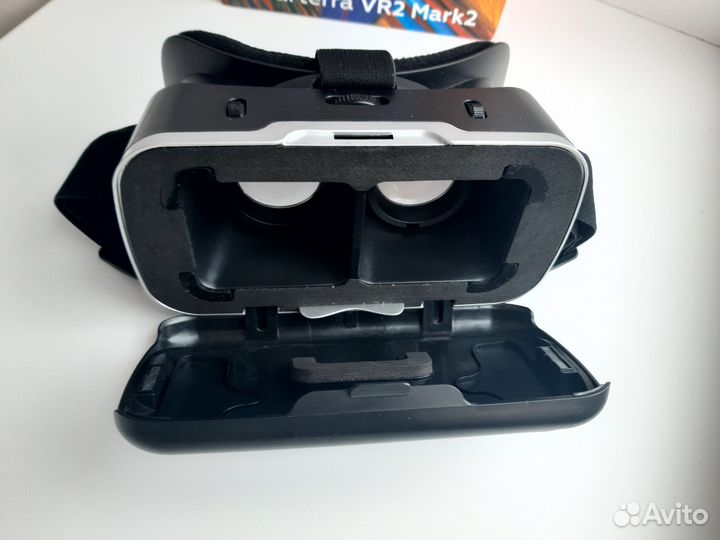 Очки виртуальной реальности для телефона