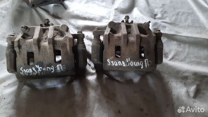 Ssangyong actyon суппорт передний