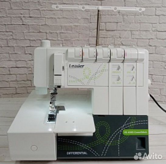 Плоскошовная машина Leader 400D Cover Stitch
