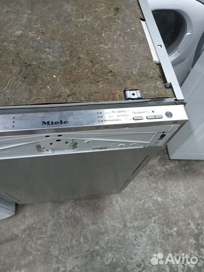 Посудомоечная машина Miele G1262scui на гарантии