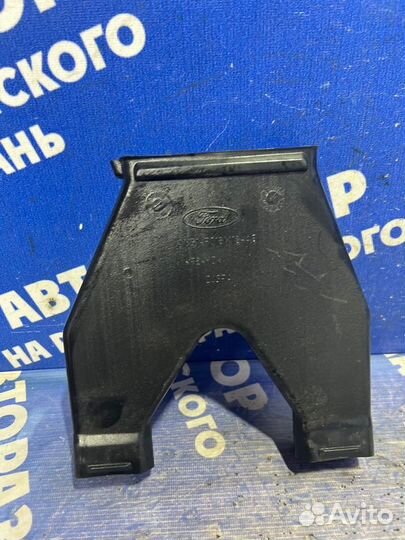 Воздуховод Ford Focus 3 седан 2013