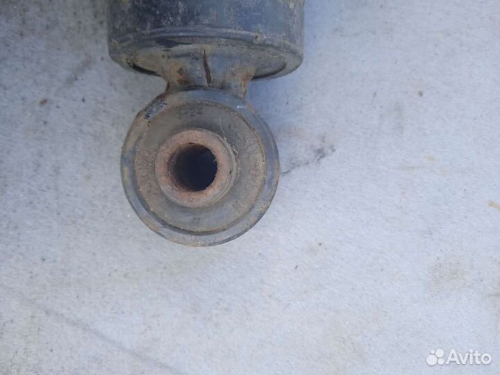 Амортизатор задний Hyundai Solaris Kia RIO