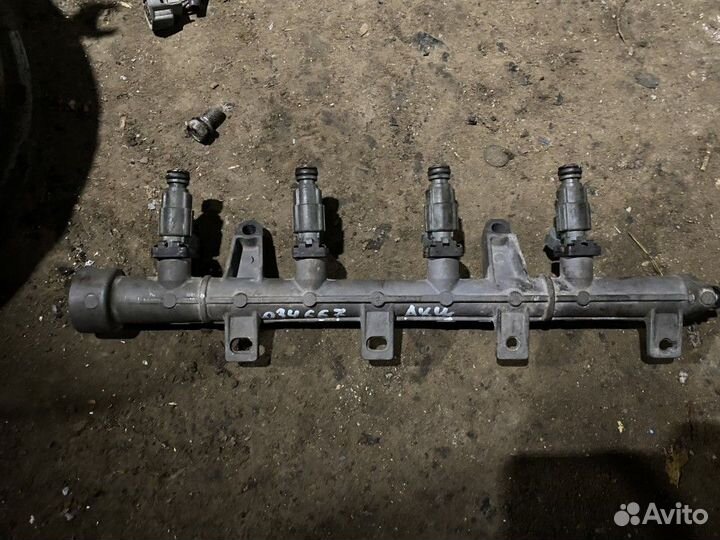 Рейка топливная (рампа ) Hyundai Accent 2000 - 201