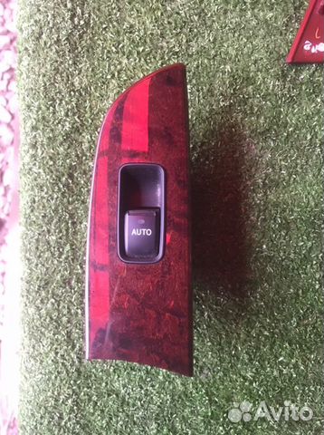 Блок управления стеклоподъемниками задний правый