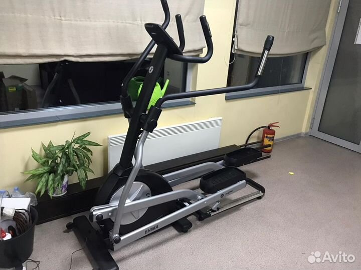 Эллиптический тренажер Enima