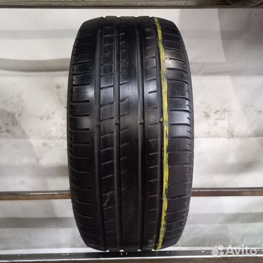 Pirelli P Zero Rosso 255/45 R18 99Y
