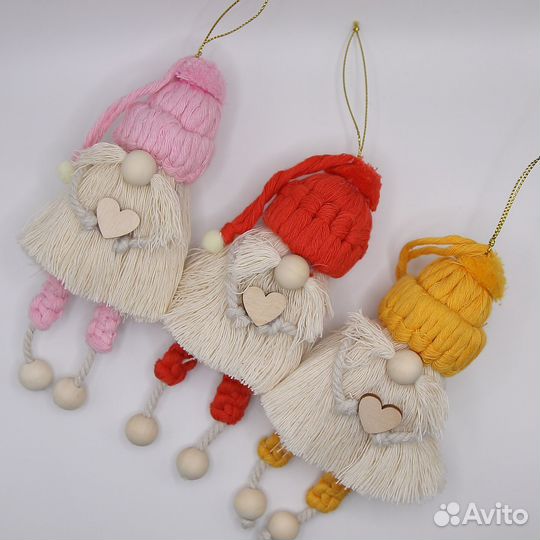 Ёлочные игрушки макраме