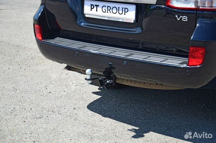 Фаркоп /съемный квадрат/ Toyota LC 200 (2012-2016)