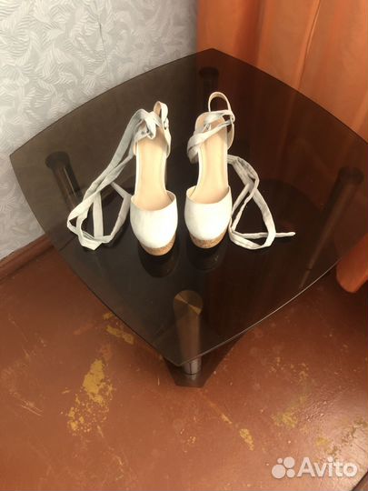 Продам платья