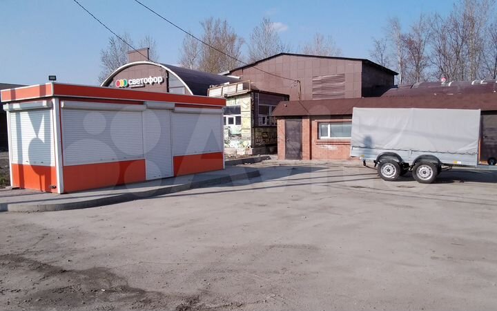 Здание, 320 м²