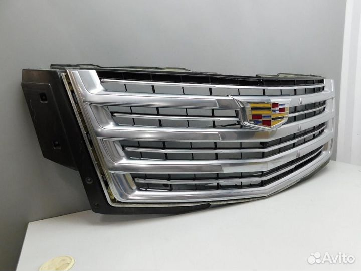 Решетка радиатора Cadillac Escalade