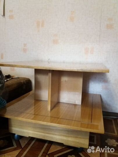 Стол/подставка