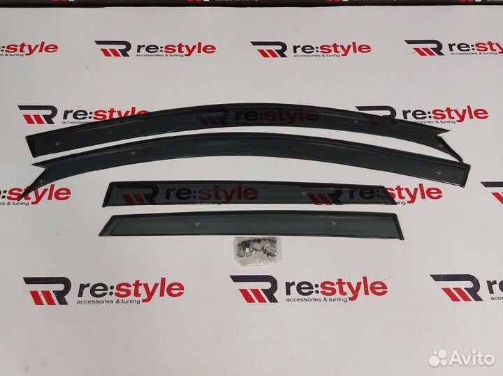 Ветровики Mazda Axela 08-13г U2661