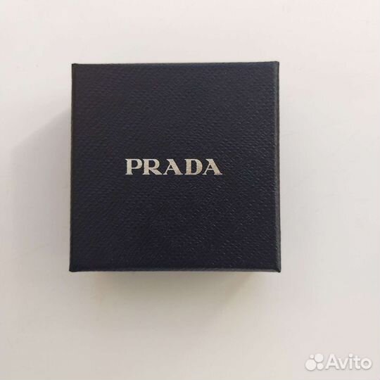 Коробка prada