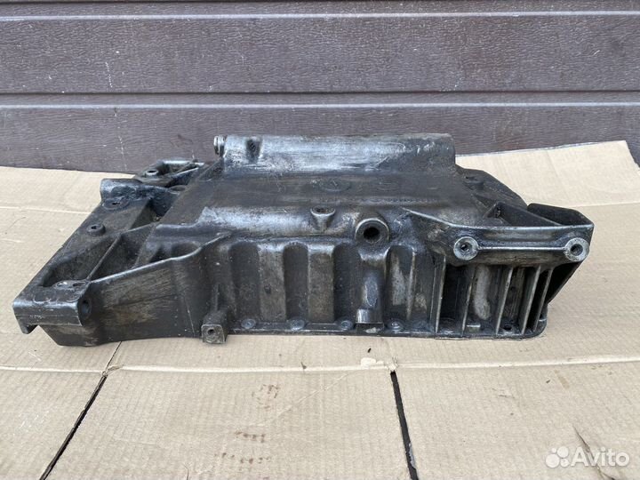 Поддон Peugeot 406 2.0 бензин