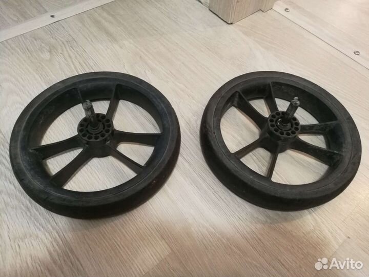 Cam Taski колеса