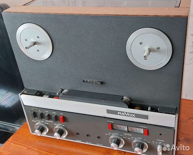 Катушечный Revox A77 Sony TC-6200