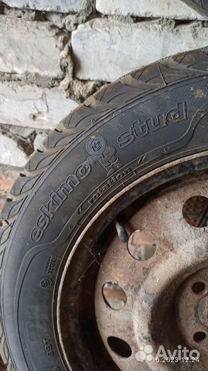 Sava Eskimo Stud 185/65 R15
