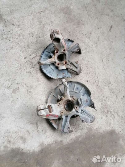 Поворотный кулак Фольксваген джетта 5