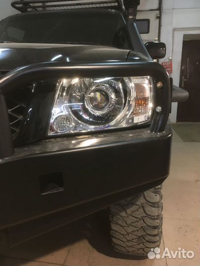 Nissan Patrol билед, замена линз