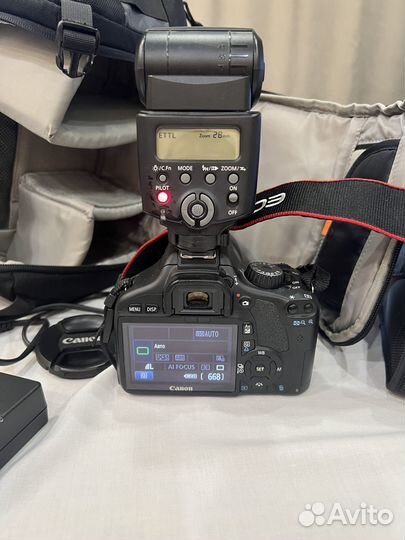 Фотоаппарат canon 550D