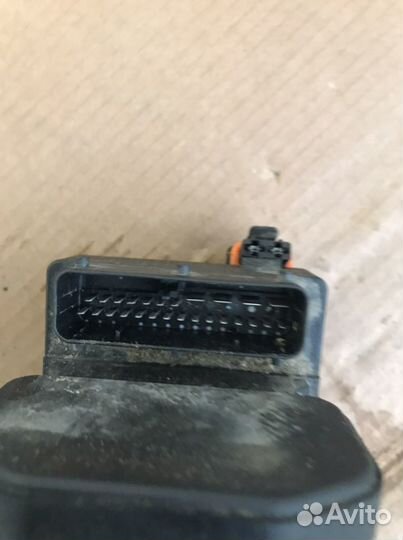 Блок ABS (насос) Хонда Аккорд 6(1057)