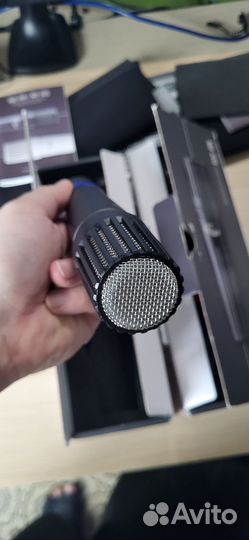 Вокальный динамический микрофон Октава мд-305