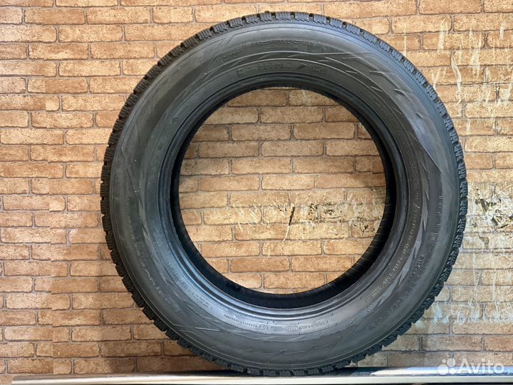 Nokian Tyres Hakkapeliitta R2 SUV 235/60 R18