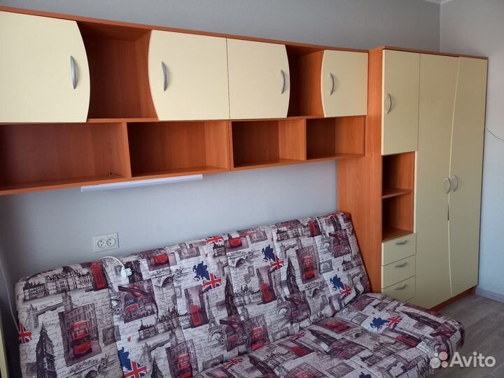 Детский уголок с кроватью