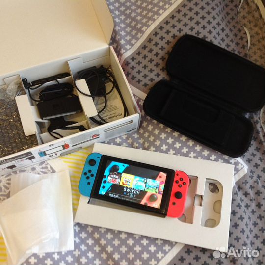 Nintendo Switch Прошитая + 270 игр