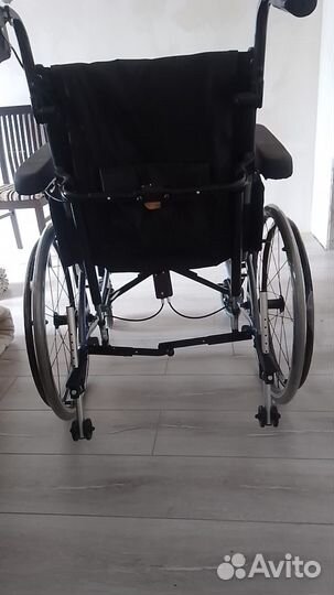Инвалидная коляска новая