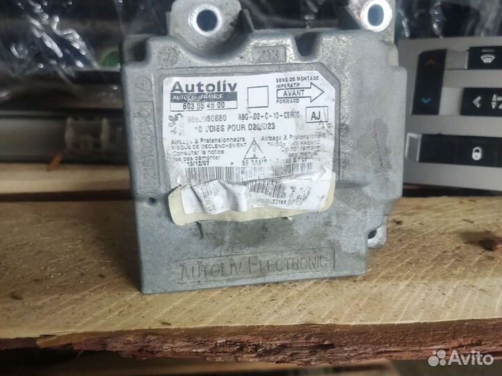 Блок подушек безопасности Peugeot 407