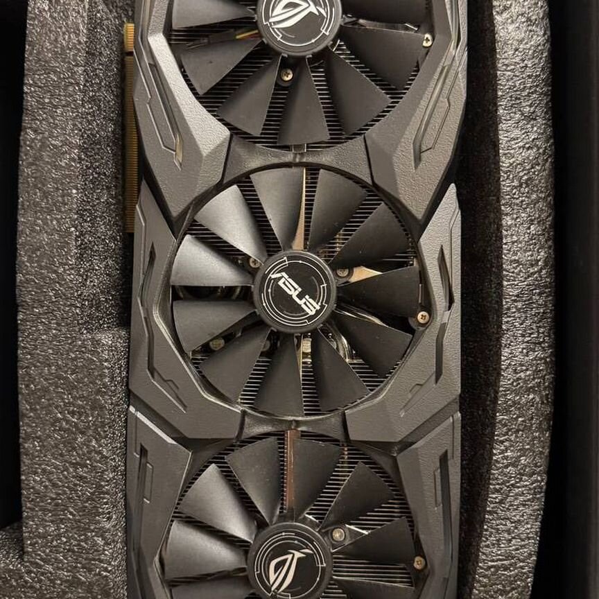 ASUS GeForce RTX 3090 24GB ROG (中古美品) ASUS GeForce RTX 3090