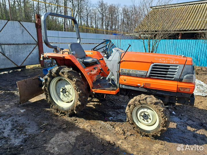 Мини-трактор Kubota GL220, 2010