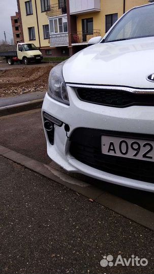 Передний бампер kia rio 4