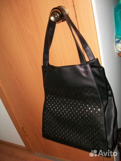 Продам новую брендовую сумку 