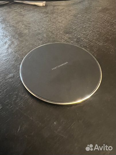 Беспроводная зарядка для iPhone
