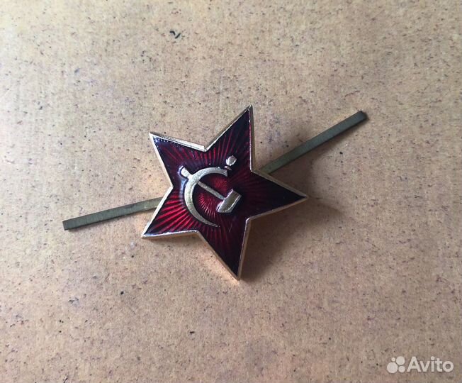 Броши «Балерина». Значки разные