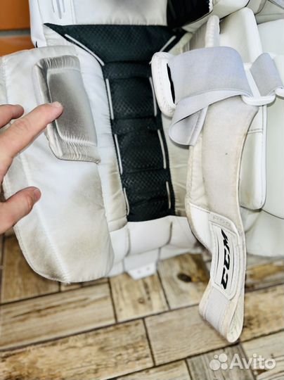 Вратарские Щитки CCM Axis 1.9