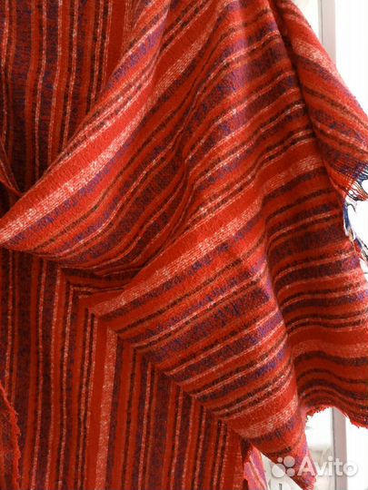 Шарф палантин красный