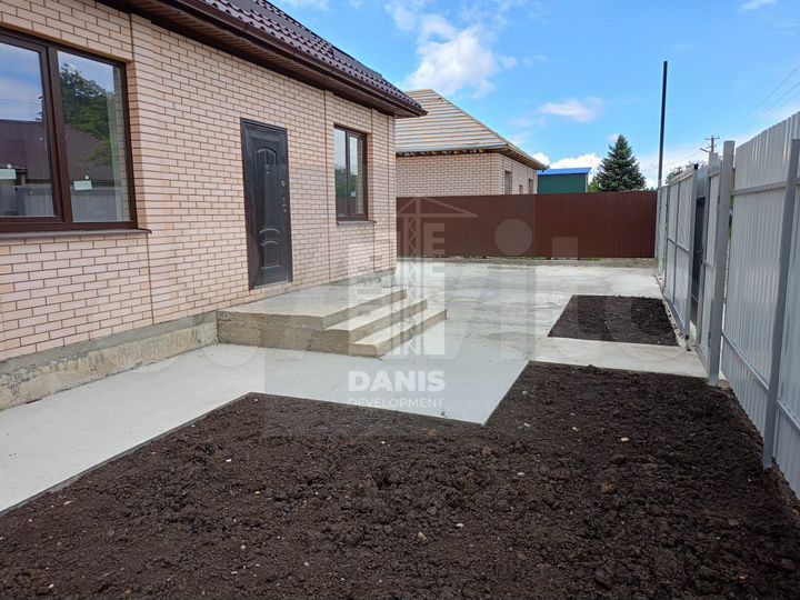 Дом 106 м² на участке 4 сот.