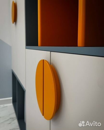 Шкаф в детскую