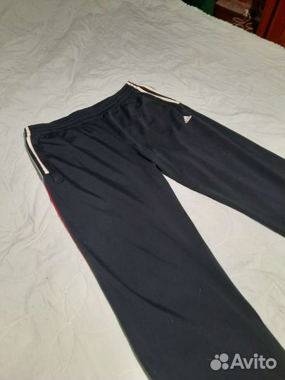 Спортивные штаны adidas широкие