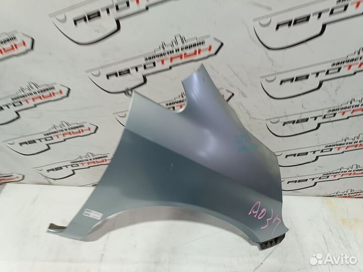 Крыло honda FIT jazz GD1 GD2 GD3 GD4 60211SAA000ZZ переднее правое без ПОВТОРИТЕЛЯ серый, B528M NA60